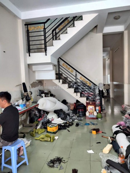 Mình cần cho thuê nhà Quận Bình Tân, dtsd 84m2, giá 7 triệu/tháng, 2 lầu, bàn giao ngay