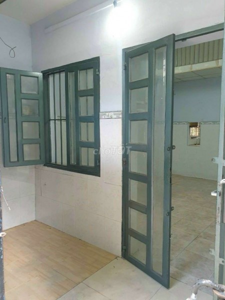 Cần cho thuê nhà trống 1 trệt, 1 lửng, giá 4.5 triệu/tháng, đt 45m2 hẻm 745 Quang Trung, Gò Vấp