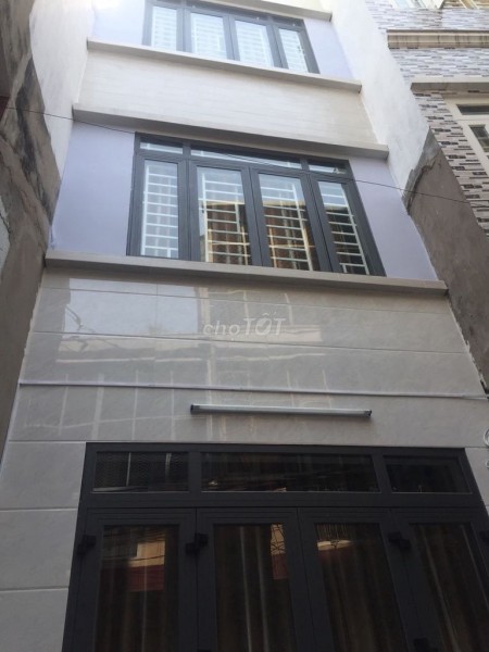 Chủ cho thuê nhà hẻm 384 Lý Thái Tổ, Quận 10 giá 5 triệu/tháng, dtsd 20m2, 4 tầng