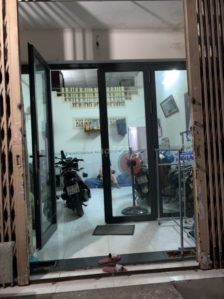 Liên Ấp 2-6 huyện Bình Chánh, có nhà trống 48m2, 1 trệt, 1 gác cho thuê 2.5 triệu/tháng