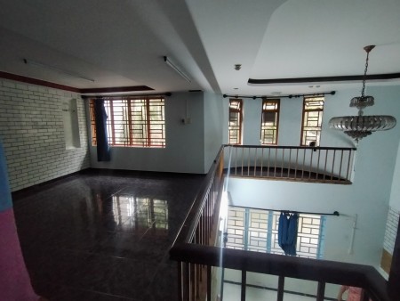 Chính chủ cho thuê Villa khu đường Hoa,PN. 8x18m, 3 lầu, giá 45 triệu