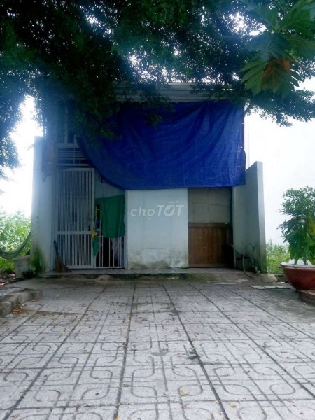 Cho thuê nhà cấp 4 nguyên căn Quận 9, dt 56m2, giá 3.5 triệu/tháng, lh 0932794475