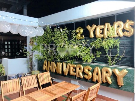 Nhà hẻm xe hơi nội thất cơ bản đường đặng văn ngữ đối diện trường tiểu học