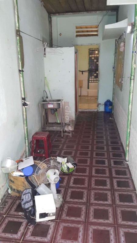 Hẻm dân cư đông Quận Gò Vấp cho thuê nhà nhỏ 24m2, giá rẻ 2 triệu/tháng, lh 0901412155