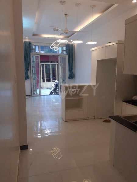 Có nhà hẻm Nguyễn Kiệm, Quận 9 cần cho thuê nhà giá 15 triệu/tháng, dt 132m2