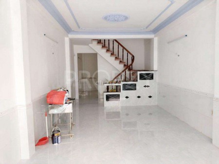 Nguyên căn chủ cần cho thuê 3 tầng đúc, giá 16 triệu/tháng, dtsd 180m2, gần chợ Tân Mỹ