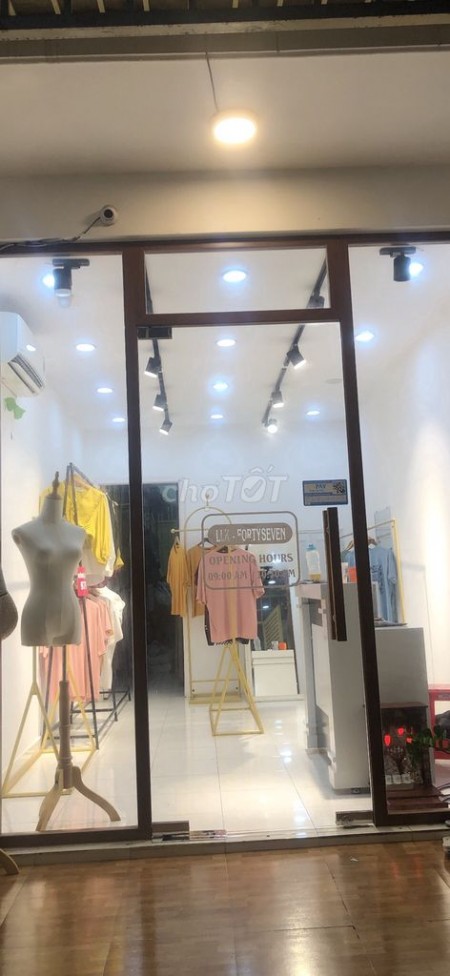 Cho thuê nhanh nguyên căn hẻm 511/22 Huỳnh Văn Bánh 1 trệt, 1 lầu, dt 50m2, giá 15 triệu/tháng