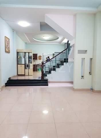 Cho thuê nhà ngang 5 dài 18 hxh Bình Lợi, phường 13, Bình Thạnh