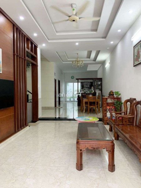 Cho thuê nhà nguyên căn 2 tầng đúc, giá 6 triệu/tháng đường số 12, Quận 9, dt 56m2