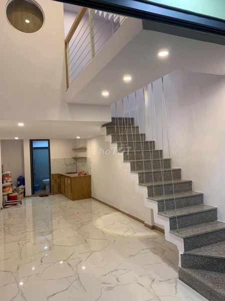 Khu dân cư trung tâm Quận 1 cần cho thuê nhà 8 triệu/tháng, 3 tầng, dtsd 100m2, lh 0937387494