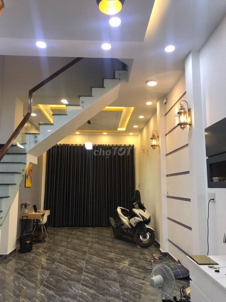 Hẻm 230/74 Lò Lu, Quận 9 cần cho thuê nhà 10 triệu/tháng, dt 59m2, 4 tầng kiên cố