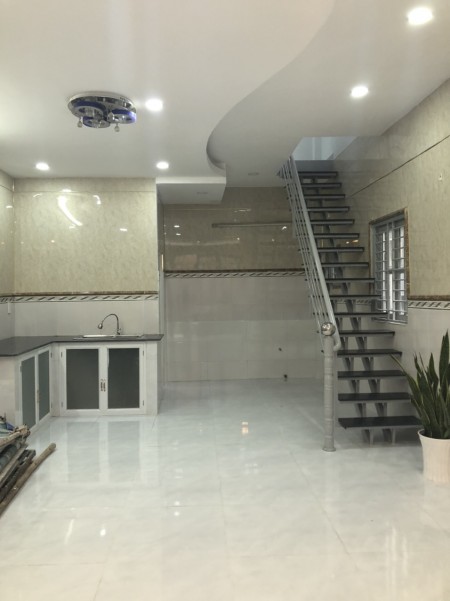 Cho thuê nhà HXH 73/xx Tân Hải F13 q.Tân Bình, gia 10 trieu/thang