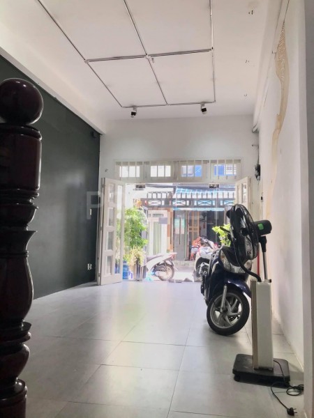 Mặt bằng kinh doanh đường điện biên phủ vị trí phong thủy tốt hẻm xe oto, tiếp giáp quận 1 giá tốt