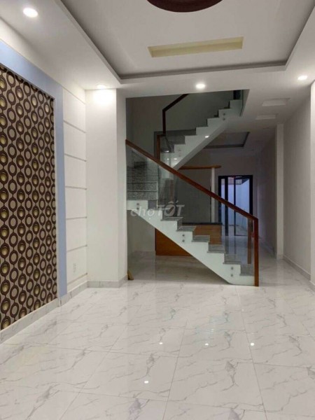 Trống nhà 2 tầng đúc bê tông, giá hỗ trợ mùa dịch 9 triệu/tháng, đường số 1, Gò Vấp, dt 80m2