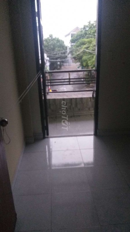 Trống nhà rộng 140m2, giá 12 triệu/tháng, đc 369/18/12 Tân Thới Hiệp 21, Quận 21