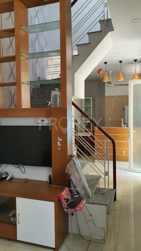 Cho thuê nguyên căn full nội thất đường Xô Viết Nghệ Tĩnh, Phường 26, Bình Thạnh.