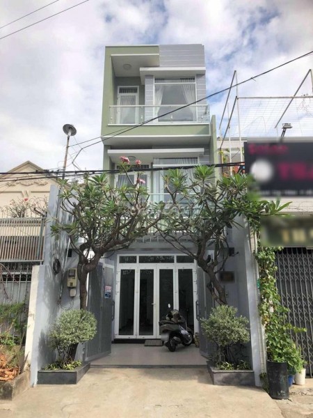Chủ cần cho thuê nhà 1 trệt, 2 lầu đúc kiên cố, dtsd 100m2, giá 25 triệu/tháng, Phan Chu Trinh, Quận