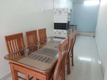 Mình cần cho thuê nhà 1 trệt, 2 lầu đúc dt 45m2, 2 pn, giá 6 triệu, hẻm 7 Thành Thái, Quận 10