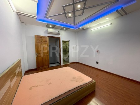 Nhà nguyên căn full nội thất cao cấp khu huỳnh văn bánh phú nhuận, giá tốt 19 triệu