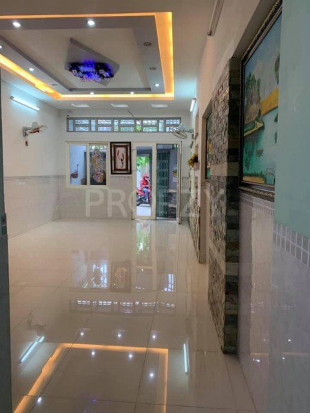 Nhà nguyên căn giá tốt đường Lê Văn Huân giá 9 triệu/tháng