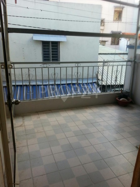 Nhà nguyên căn đường bạch đằng gần trường gần chợ tiện di chuyển