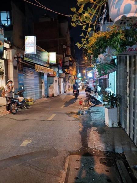 Nhà mặt tiền trần văn đang kinh doanh tụ do, diện tích sử dụng 125m2