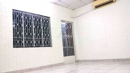 Trống nhà đường Phan Huy Ích Quận Gò Vấp, dtsd 60m2, giá 4.5 triệu/tháng