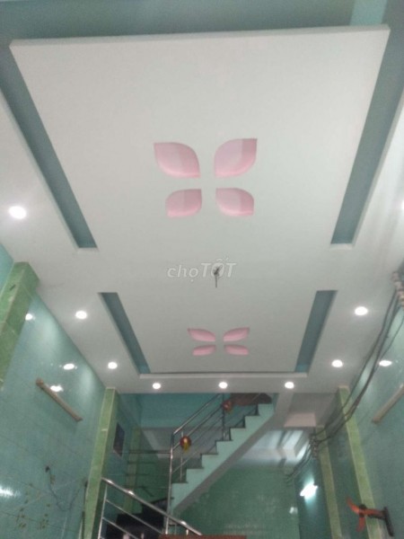 Có nhà rộng 77m2 chưa sử dụng nên cần cho thuê nhà giá 6 triệu/tháng, Phạm Văn Chí, Quận 6