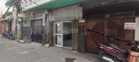 Nhà trống tại 159/73 Trần Văn Đang Quận 3 cần cho thuê giá 5 triệu/tháng, dt 21m2