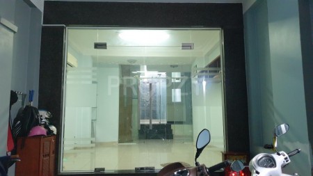 Cho thuê nhà mặt tiền kinh doanh văn phòng sầm uất 7PN phường 15 Tân Bình