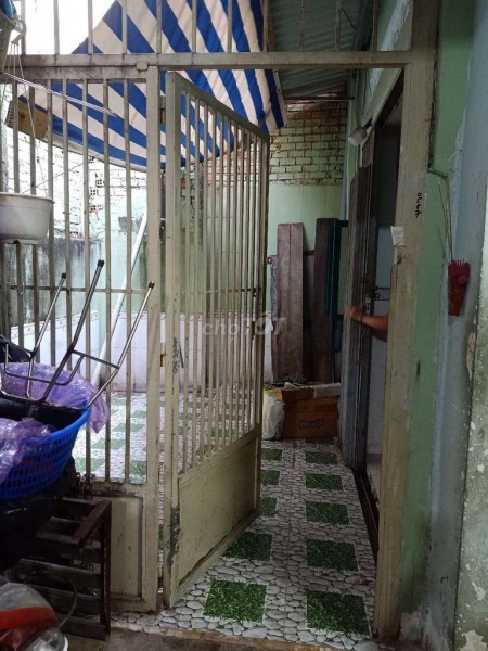 Có nhà hẻm Nguyễn Duy, Quận 8 cần cho thê giá 6 triệu/tháng, dtsd 50m2, lhcc