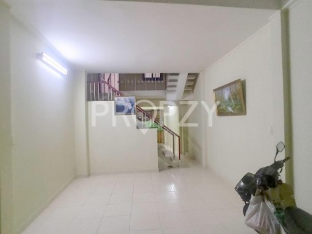 Cho thuê nhà đẹp thoáng hẻm 4m, Lê Văn Sỹ, P1, Tân Bình