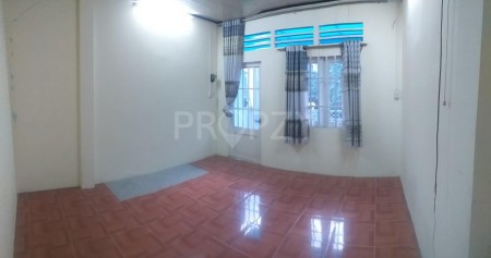 Cho Thuê Nhà Hẻm Xe Tải 1 Trệt 1 Lầu 3PN Trần Văn Đang Q3