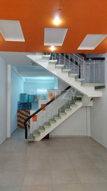 Nhà mới 1 trệt 1 lầu đường Bàu Cát 1 hẻm xe tải quay đầu, giá 18 triệu/tháng