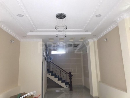 Cho thuê nhà nguyên căn hẻm Chu Văn An, Hẻm thông oto ra vào được