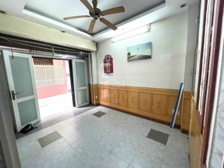 Có nhà mt Phan Văn Hân, Quận Bình Thạnh cần cho thuê giá 32 triệu/tháng, dtsd 75m2