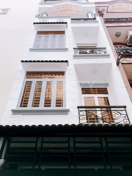 Nhà siêu đẹp hẻm xe hơi, để lại nội thất mới, 5PN phan đăng lưu phú nhuận