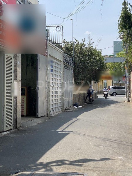Nhà trống MT P8 phú nhuận tiện kinh doanh 3PN hẻm thông gần chợ