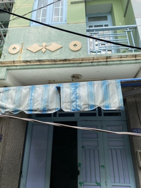 Trống nhà hẻm Mễ Cốc, Quận 8, rộng 39m2, giá 5.5 triệu/tháng, 1 trệt, 1 gác gỗ