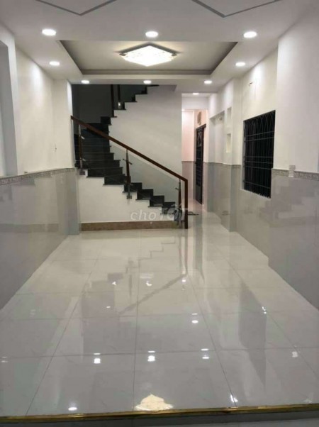 Cho thuê nhà nguyên căn hẻm 30 Lâm Văn Bền, rộng 48m2, 3 tầng giá 16 triệu/tháng