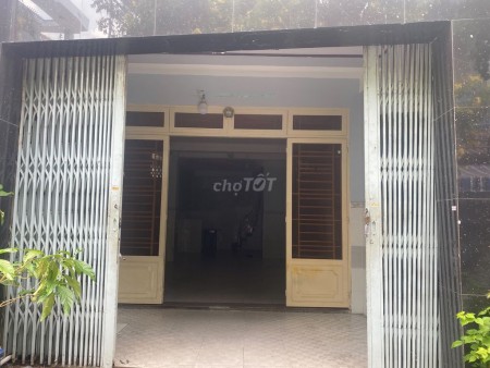 Trống nhà rộng 60m2, 1 trệt, 1 lầu cần cho thuê giá 8 triệu/tháng, dtsd 60m2, hẻm Bùi Quang Là