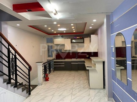 Cho thuê nhà mặt tiền Cách Mạng Tháng 8, Phường 4, Tân Bình.