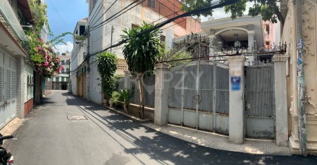 Chính chủ cần cho thuê nhà nguyên căn hẻm ô tô ra vào thoải mái, giá 38 triệu/tháng