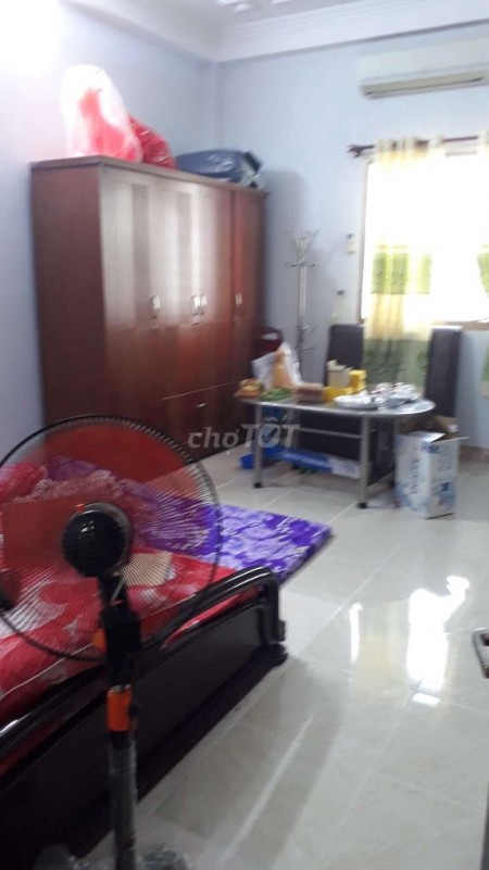 Nhà rộng 1 trệt, 1 lầu diện tích sử dụng 45m2 kiến trúc đẹp, giá 8 triệu/tháng