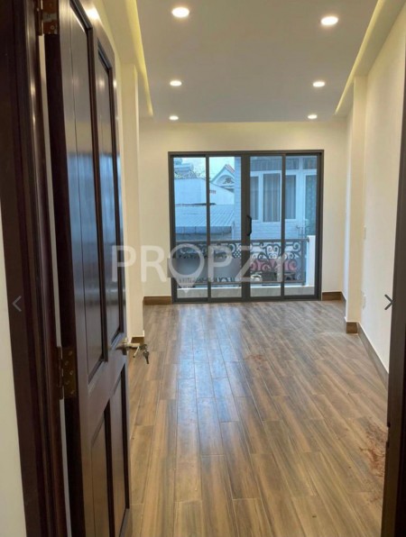 Cho thuê nhà nguyên căn mới 4PN đường Nguyễn Kiệm quận Phú Nhuận