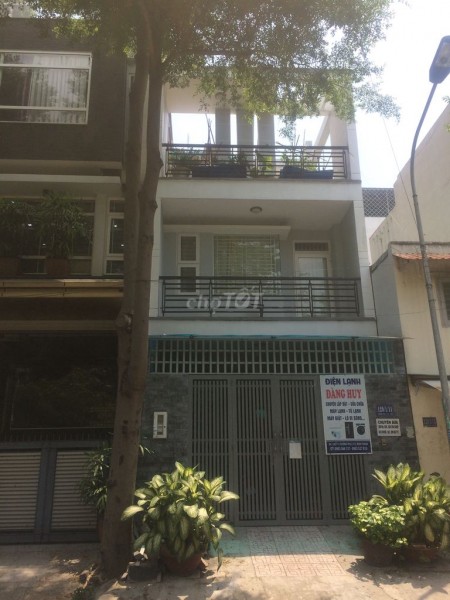 Chưa sử dụng cần cho thuê nhà Đặng Thuỳ Trâm, Bình Thạnh, dt 240m2, giá 18 triệu/tháng