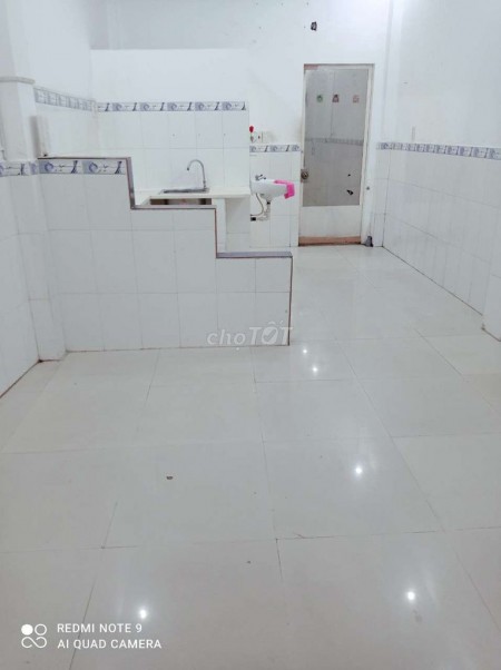 Trống nhà hẻm 701 Trần Xuân Soạn, Quận 7 cần cho thuê nhà rộng 50m2, giá 4 triệu/tháng