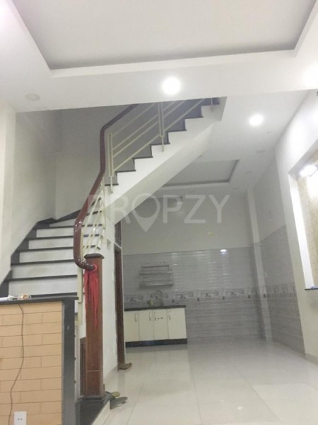 Cho thuê nhà nguyên căn, MT kinh doanh, P.12, Tân Bình