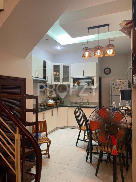 Nhà hẻm xe oto full nội thất phường 10 hẻm xe hơi Đặng Văn Ngữ 15 triệu