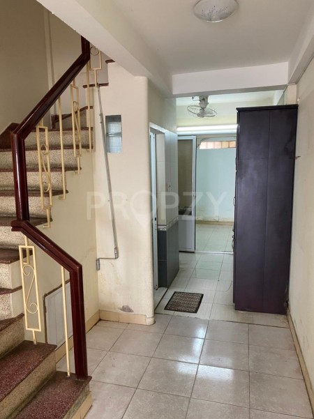 Nhà mặt tiền rộng 14m nguyên căn còn mới đường Phan Tây Hồ Phú Nhuận